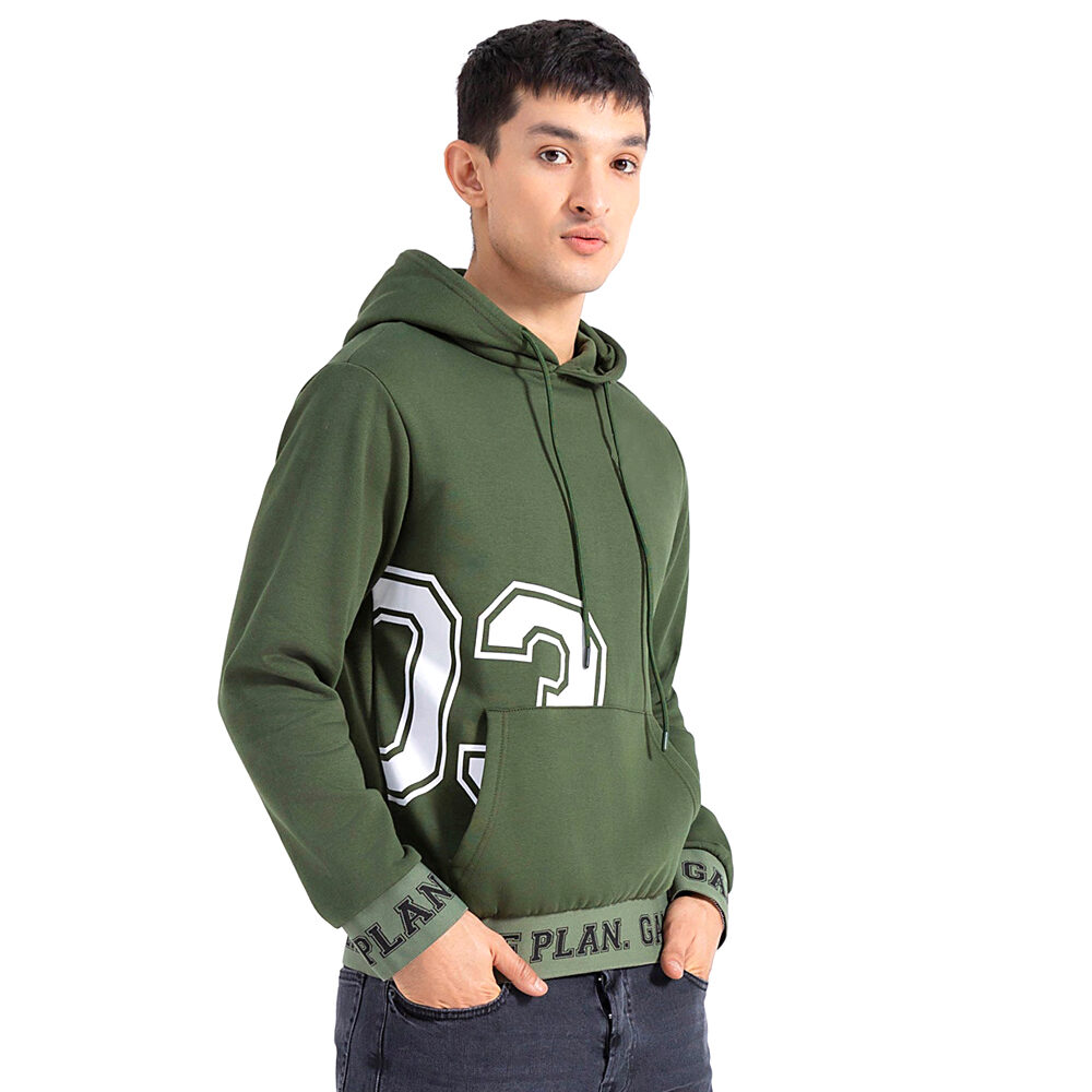 Fashionable Men’s Casual Hooded Top