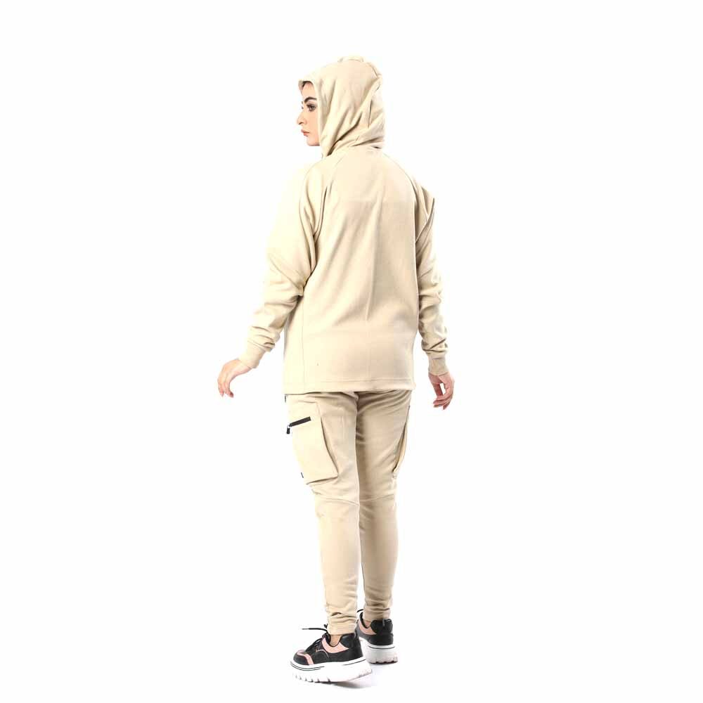 Fashionable Women’s Sweat Suit